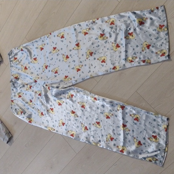 SET!! BARBIE Crop SWEATSHIRT & SHINY Satin Like Wide Leg RUBBER DUCKY Pants! - Picture 5 of 8